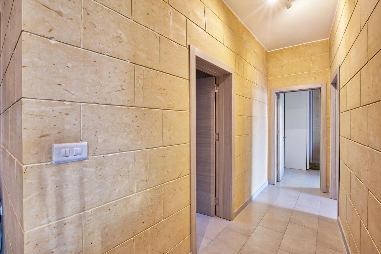 Summer Fields Penthouse With Amazing Views Apartment Sannat Ngoại thất bức ảnh