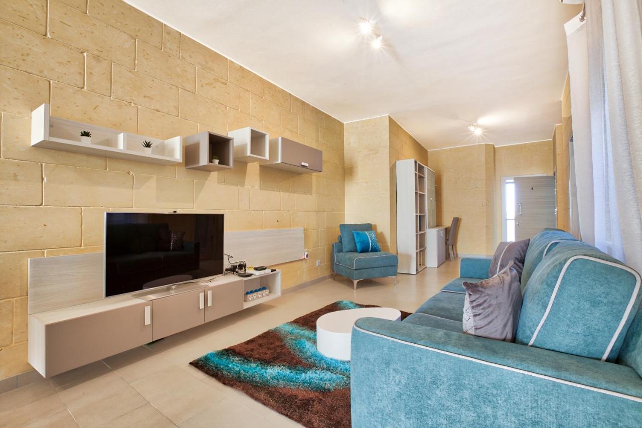 Summer Fields Penthouse With Amazing Views Apartment Sannat Ngoại thất bức ảnh